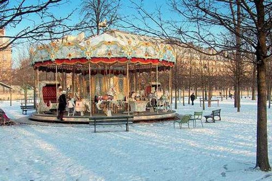 پاریس در برف زیباتر میشود