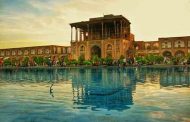 کاخ عالی قاپو اصفهان | جاذبه های تاریخی گردشگری اصفهان