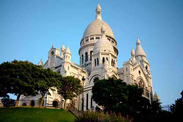 محله مونمارتر پاریس یا بام پاریس | گردشی در محله های زیبای پاریس