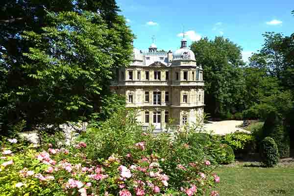 قصرهای زیبای نزدیک پاریس