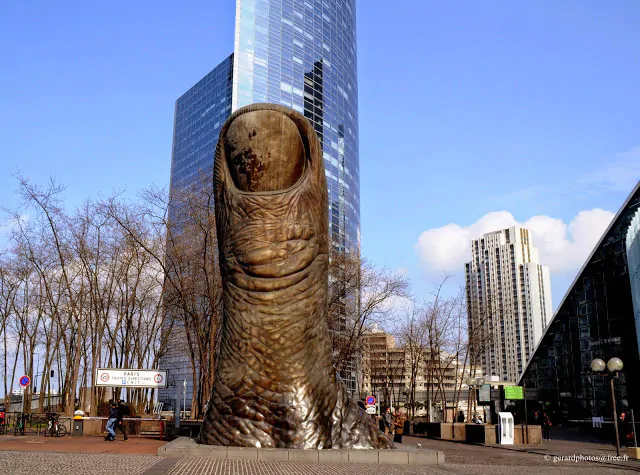 مجسمه و سازه‌های شگفت‌انگیز پاریس !