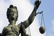 لیست وکلای ایرانی avocats مقیم در فرانسه|وکیل فارسی زبان در پاریس