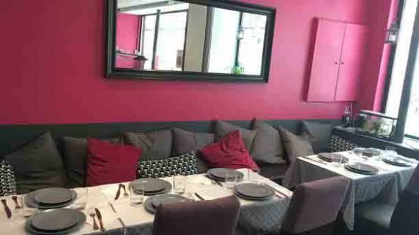 a-table-interieur-6e529