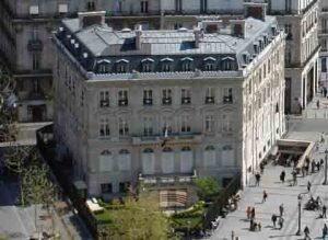 Hôtel des Maréchaux دید از بالای طاق پیروزی 