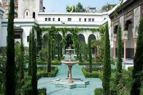 LA-GRANDE-MOSQUÉE-DE-PARIS
