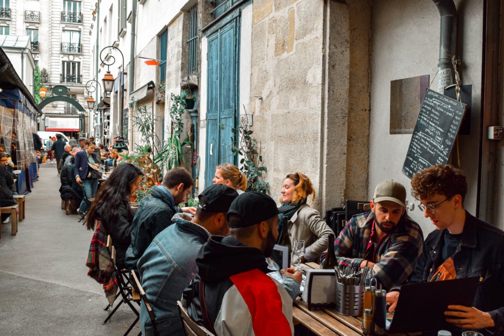 Best-Markets-in-Paris-Le-Marches-des-Enfants-Rouge-marais